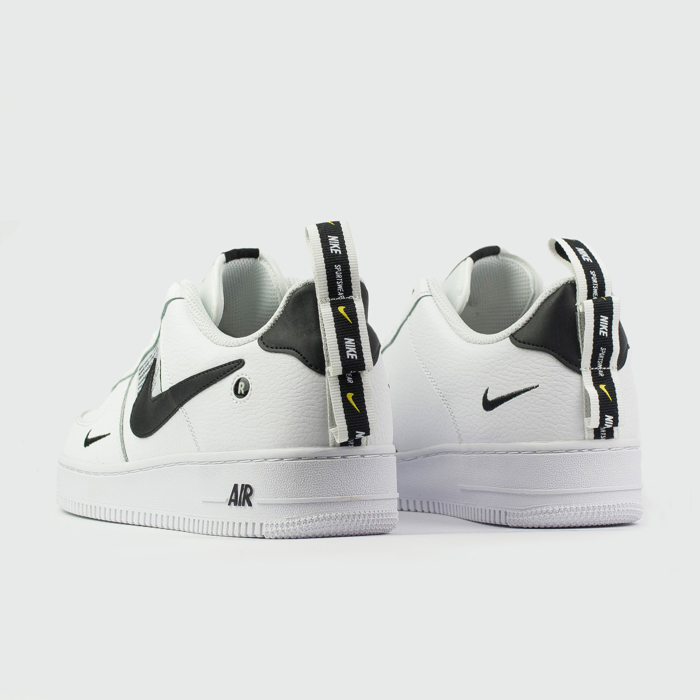 Кроссовки Nike Air Force 1 Low 07 LV8 White / Black new