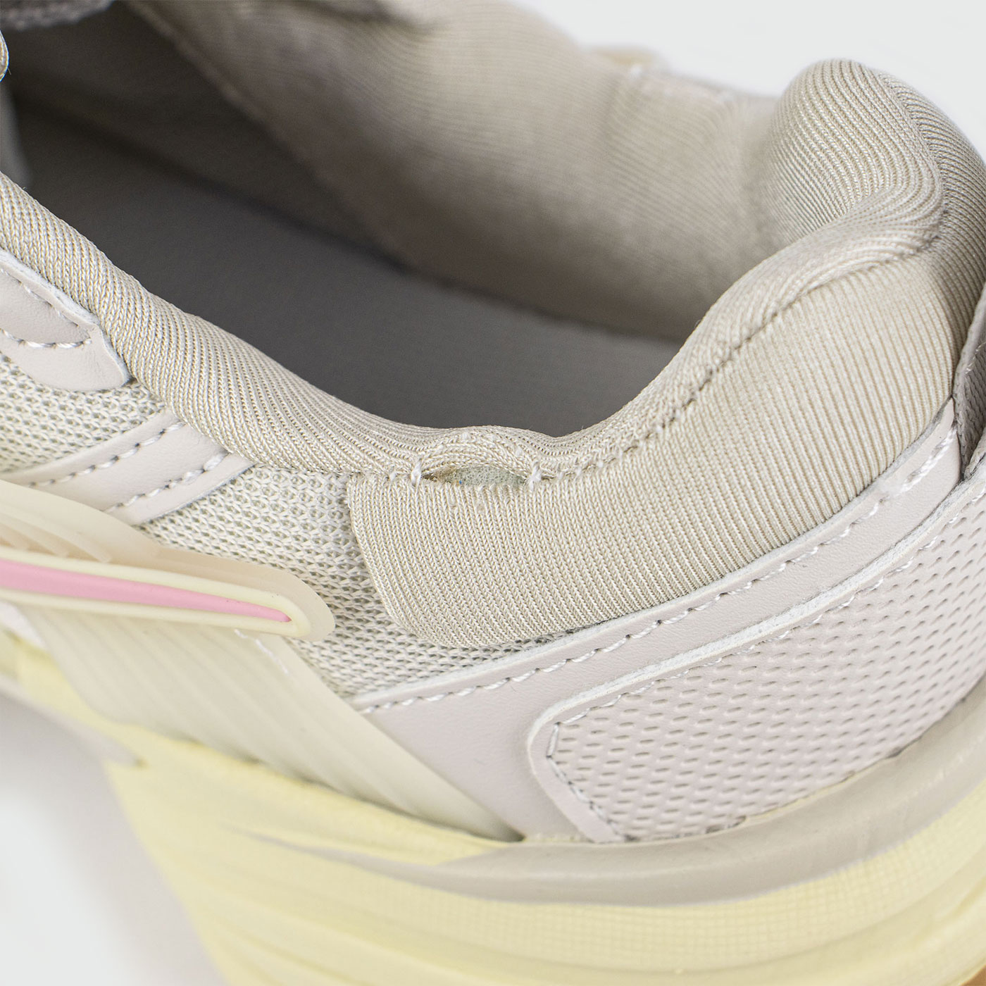 Кроссовки Nike V2K Run Grey Pink Wmns