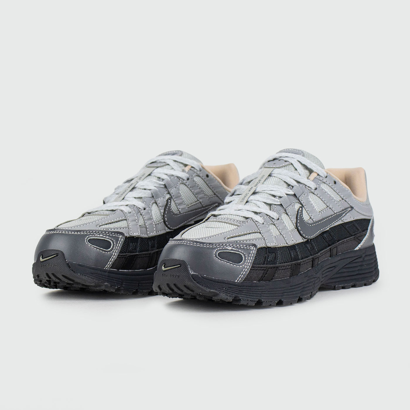 Кроссовки Nike P6000 Grey / Black Кроссовки Nike P6000 Grey / Black