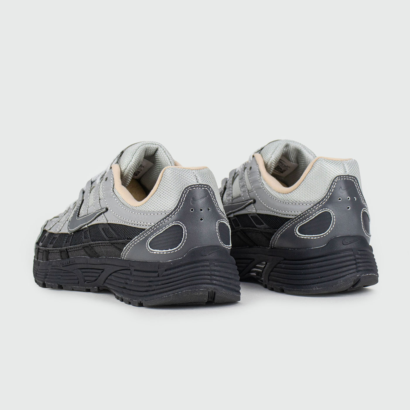 Кроссовки Nike P6000 Grey / Black Кроссовки Nike P6000 Grey / Black
