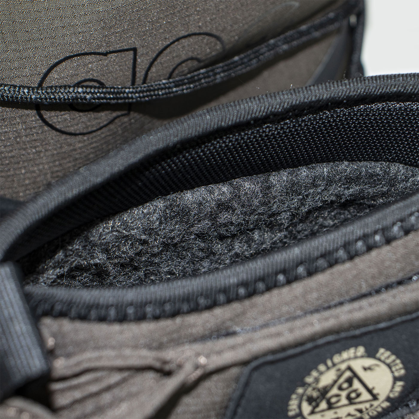 Кроссовки Nike ACG Mountain Fly Mid Brown Black with Fur