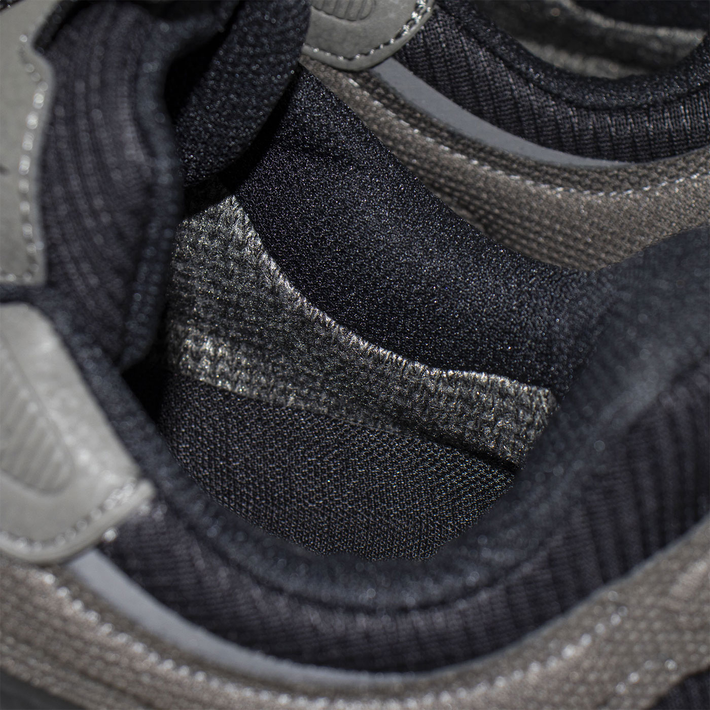 Кроссовки Nike ACG Mountain Fly 2 Low Gtx Grey Thermo