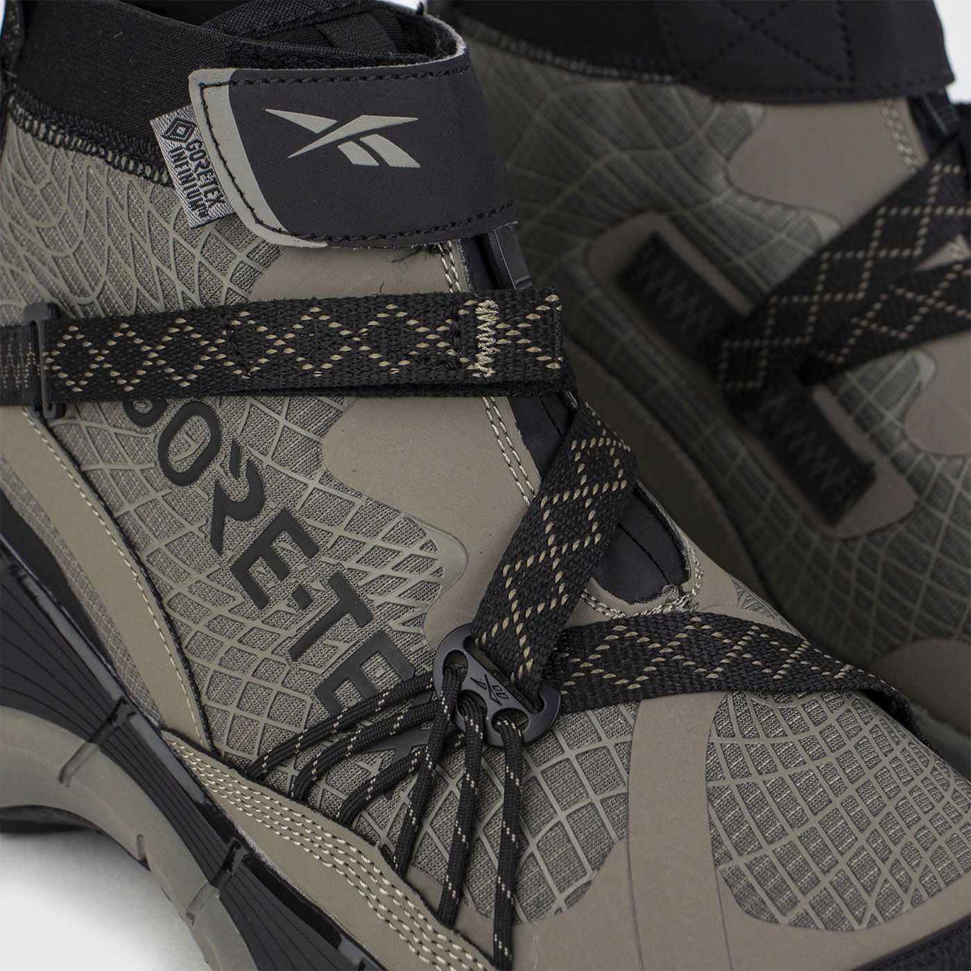 Кроссовки Reebok Zig Kinetica II Edge Hi Grey Thermo