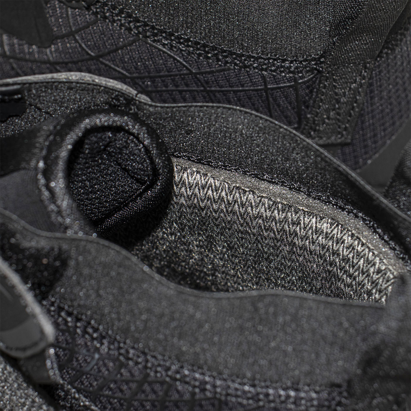 Кроссовки Reebok Zig Kinetica II Edge Hi Black Thermo
