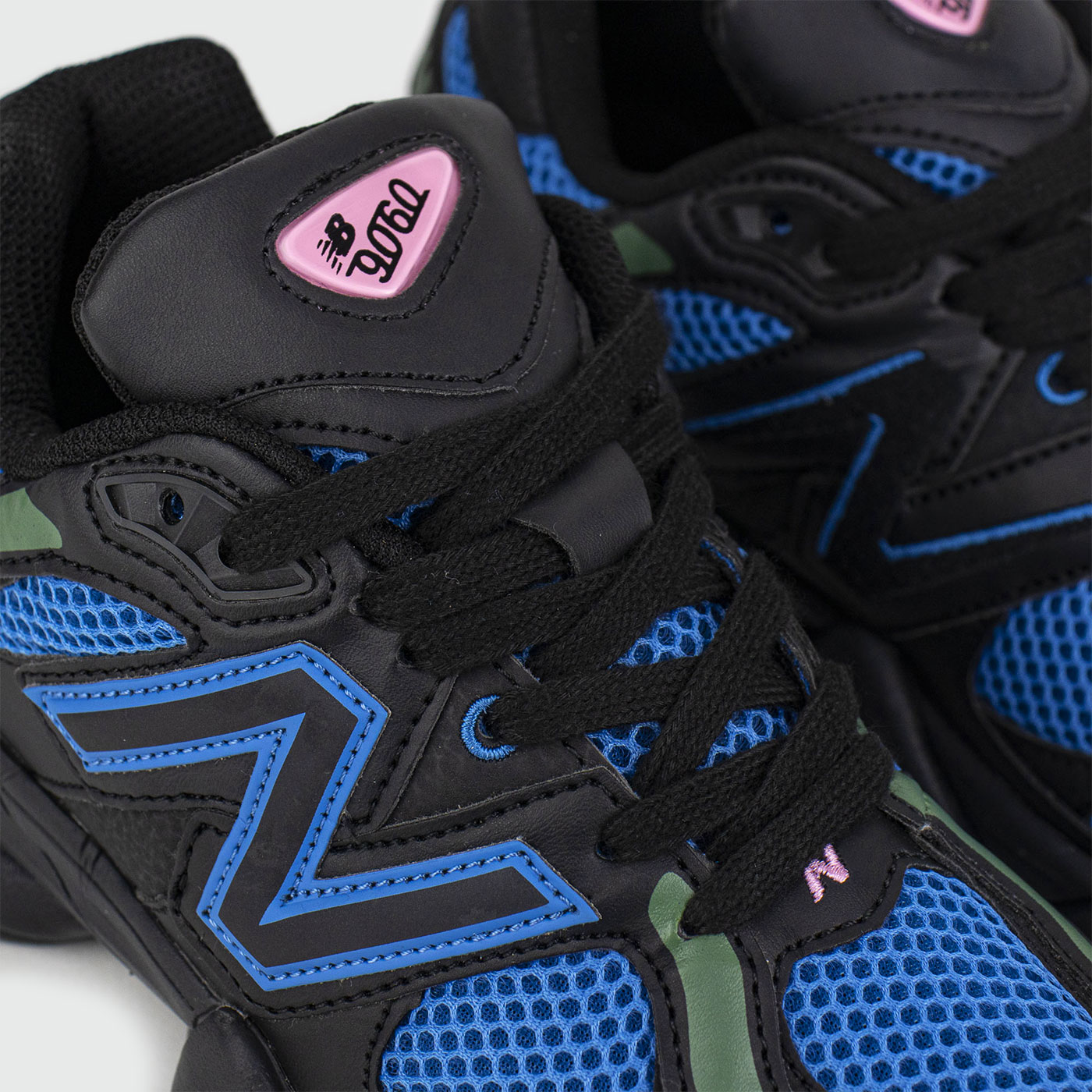 Кроссовки New Balance 9060 Blue Black Wmns Кроссовки New Balance 9060 Blue Black Wmns