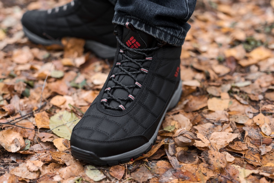 columbia men's firecamp boot stores